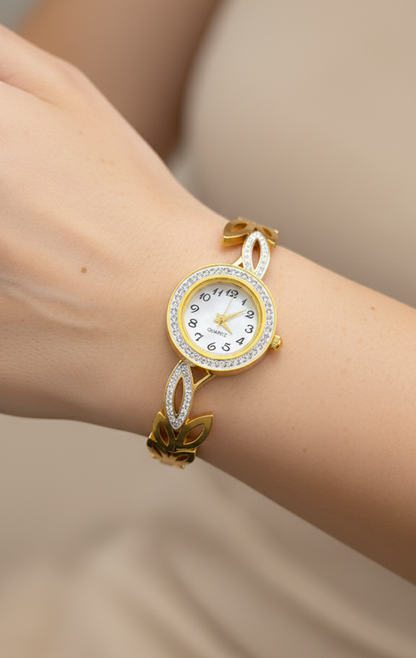 Leafy Design Bracelet Wrist Watch