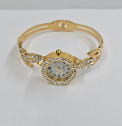 Leafy Design Bracelet Wrist Watch