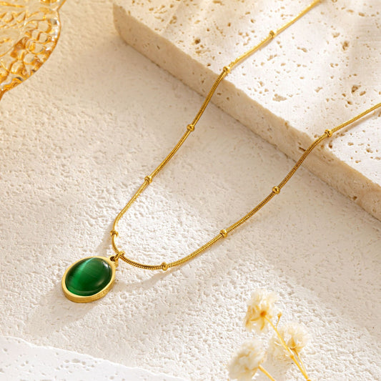 Green Oval Necklace